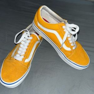 Woman’s 8.5 Yellow Vans